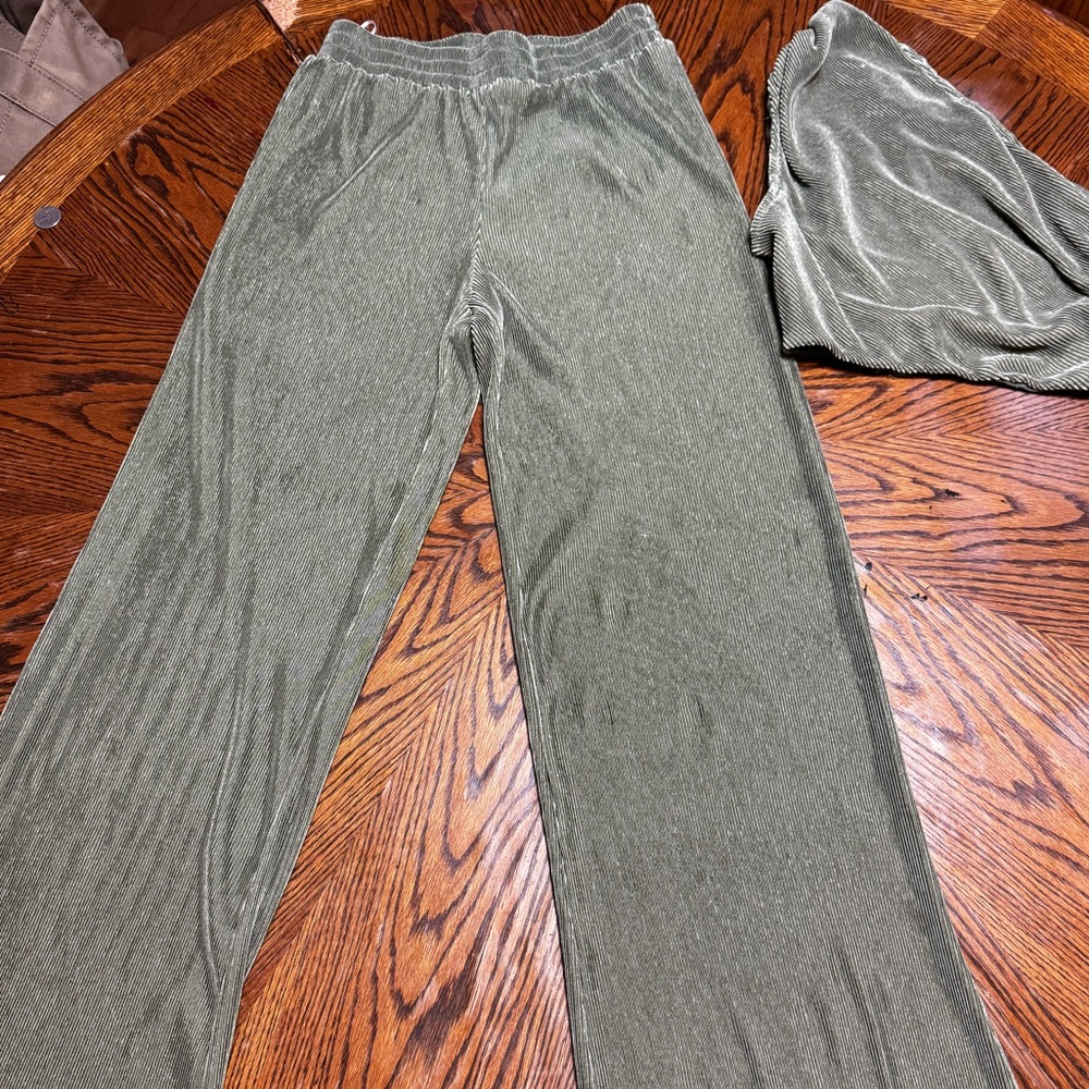 Lailah Khaki Pants & Matching Top Set Beginning Boutique US 2